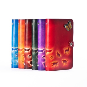 Journal vintage en cuir fait à la main avec couverture en cuir <span class=keywords><strong>Carnet</strong></span> <span class=keywords><strong>de</strong></span> compte <span class=keywords><strong>d</strong></span>'<span class=keywords><strong>artiste</strong></span> <span class=keywords><strong>de</strong></span> <span class=keywords><strong>voyage</strong></span> - Product Image 6