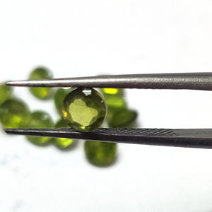 พลอยเทียมเจียระไนแบบหลวมสีเขียว8ชิ้น5มม. 4.75cts รูปทรงกลม $เรา4.75 - Product Image 6