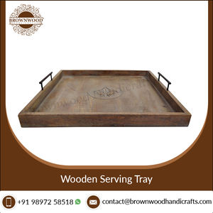 Bandeja grande de forma cuadrada de madera de mango de calidad superior, bandeja de madera tallada de diseño personalizado con asas de metal para restaurantes y hoteles - Product Image 5