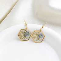 Boucles d'oreilles clous fantaisie ovales personnalisées en résine colorée faites à la main |   Bijoux traditionnels vintage pour femmes |   Fête de mariage |   AZ