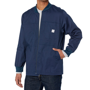 Blouse de travail médicale de qualité supérieure pour hommes, en sergé Spandex/Polyester, idéale pour les infirmiers et le personnel hospitalier - Product Image 1
