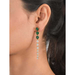 Boucles d'oreilles tendance en argent sterling doré avec émeraudes et diamants, pierres de 11,1 carats - Product Image 2