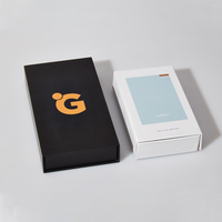 Boîte en forme de livre magnétique blanche et noire personnalisée boîte cadeau en papier d'emballage en carton rigide pour IPHONE Samsung emballage de coque de téléphone