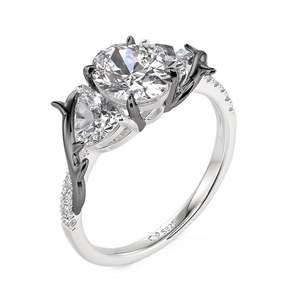 Bague de fiançailles géométrique à deux tons avec trois pierres et bande torsadée en or blanc plaqué rhodium - Product Image 2