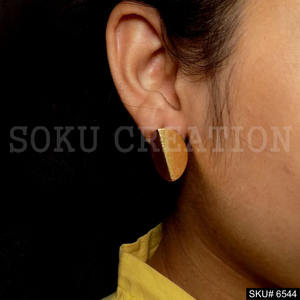 Pendientes Chapados en Oro Estilo Push Back Stud Medio Redondo SKU6544 - Product Image 2