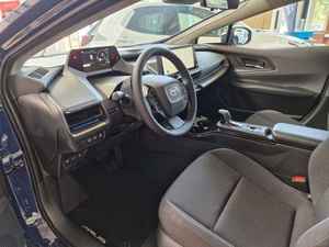 TOYOTA PRIUS 2025 híbrido enchufable + ejecutivo + navegador digital Co 151hp TRANSMISIÓN AUTOMÁTICA - Product Image 4