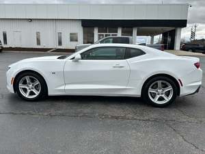 Camaro 1LT Coupé RWD 2023 Usado de Élite - Product Image 6