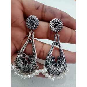 Pendientes de Moda Mogra, Elegantes y con Estilo, Diseño Inspirado en Aves Migratorias - Product Image 3