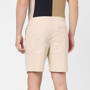 กางเกงขาสั้นผู้ชายแบรนด์ส่วนตัว ผ้าฝ้าย 100% สีพื้น สไตล์ลำลอง ระบายอากาศ แห้งเร็ว เป็นมิตรกับสิ่งแวดล้อม น้ำหนักเบา บริการ OEM ขั้นต่ำในการสั่งซื้อน้อย รุ่นล่าสุด - Product Image 3