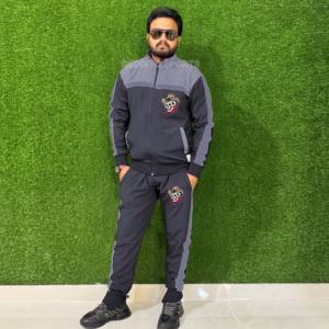 Survêtement en velours élastique Nouveau survêtement en velours de coton élégant Homme Slim Fit Plain Jogger Survêtement en velours pour garçons - Product Image 5