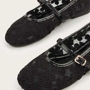 รองเท้าผ้าใบลำลองสไตล์ชนบทสำหรับผู้หญิง ระบายอากาศได้ดี เหมาะสำหรับฤดูร้อน ดีไซน์ธรรมชาติ พื้นหนา - Product Image 3