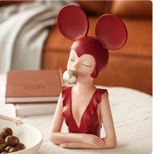 Statua Realistica in Resina Dipinta a Mano, Ragazza con Palloncini Volanti, Tema Amore per Decorazione Casa - Product Image 5