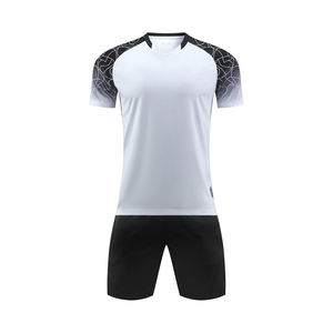 Ensemble de maillots personnalisés Vêtements de football à manches courtes bon marché avec kits de sublimation d'équipe Kit d'uniformes de football de football imprimés pour adultes - Product Image 1