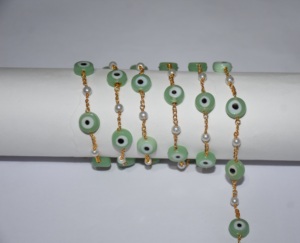 Hermosa cuenta de ojo de peridoto verde y cadena de Rosario de perlas. Cadena de cuentas de alambre para la fabricación de joyas. Cadena hecha a mano chapada en oro - Product Image 2