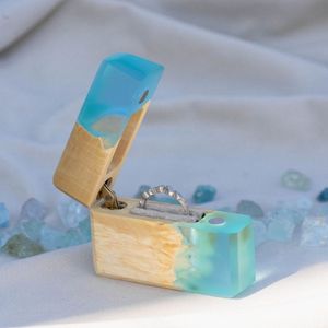 Boîte à bagues à double fente en bois et résine rustique faite à la main boîte à bijoux de mariage de proposition de fiançailles unique en gros - Product Image 1