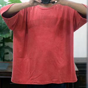 ซื้อสินค้าจำนวนมากเพื่อขายต่อ เสื้อผ้าสตรีทแวร์ผู้ชาย ผ้าฝ้ายฤดูร้อน 300 GSM สต็อก เสื้อผ้าขายส่ง - Product Image 5