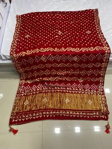 Belle nouvelle Pure Gaji soie Saree main Bandhej Lagdi Patta Zariweaving Pallu Original main Gottapatti travail tenue de soirée - Product Image 4