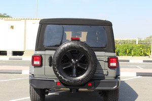 Jeep Wrangler Unlimited Sport 2021 Super Performance, Motore 2.0L V4 TURBO 4X4 SUV, Auto Usata Pronta per la Spedizione in Tutto il Mondo - Product Image 6