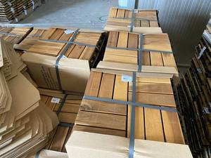 Viet Wood Tuiles de terrasse à emboîtement en bois d'acacia Design contemporain pour revêtement de sol intérieur et extérieur Produit de terrasse de qualité supérieure - Product Image 4