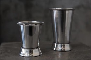 Jarrón de Metal estilo maceta dorada, acento decorativo elegante, perfecto para fiestas de cumpleaños, celebraciones de bodas y eventos especiales - Product Image 4