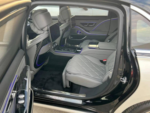 Berline de luxe 2025 |   Voiture électrique |   Véhicule exécutif haut de gamme à quatre portes avec une autonomie de plus de 700 km pour l'exportation, frais accidentels - Product Image 2