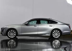 Véhicule d'occasion Cadillac CT6 à transmission automatique, intérieur clair, sièges en cuir, pneus R18, traction avant - Vente Flash - Product Image 5