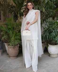 Farshi Shalwar en soie brodée à la main, taille naturelle, robe traditionnelle pakistanaise décontractée, vêtements pour femmes, tenue ethnique, vêtements culturels - Product Image 3