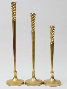 VENTE CHAUDE BOUGEOIRS DE LUXE BOUGEOIRS GÉOMÉTRIQUE EN MÉTAL ARGENT BOUGIE FOURNISSEUR POUR LA DÉCORATION DE TABLE CENTRE DE TABLE À MANGER - Product Image 4