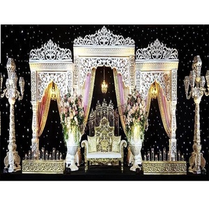 Escenario de Boda con Temática de Bollywood Deslumbrante, Recepción al Aire Libre Nocturna, Estilo Moderno, Impresionante Decoración de Escenario para Recepción de Boda en Irlanda - Product Image 1