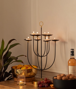 Candelabro de 5 Brazos Chapado en Oro de Lujo a Precio Económico, Disponible al por Mayor y a Precio de Fábrica para Bodas e Iglesias - Product Image 1