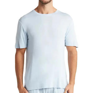 Streetwear Ensemble T-shirt et short pour homme avec logo personnalisé Vêtements de sport d'été en coton pour la course Streetwear personnalisé Ensembles courts pour homme - Product Image 3