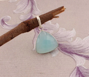 จี้เงินแท้ชุบโรเดียมและทองคำ ประดับด้วยลูกปัดหินคลาสสิก ผลิตและส่งออกจากอินเดีย - Product Image 2