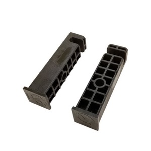 Guía de carro de elevación de plástico Nussbaum o guía de deslizamiento - Product Image 1