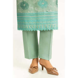 IUSTKSD-1270 Traje de Satén Bordado de 3 Piezas con Pashmina - Product Image 5