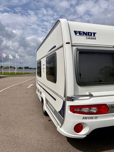 FE NDT BIANCO 390 2013 Motor Turbo usado AWD Asientos de cuero Portaequipajes de aleación de aluminio - Product Image 5