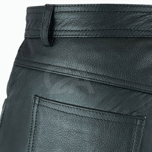 กางเกงหนังผู้ชายสั่งทำราคาส่ง พร้อมโลโก้และดีไซน์เฉพาะตัว - Product Image 6
