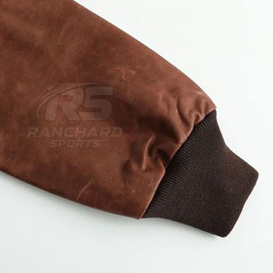 แจ็คเก็ตหนังทรงบอมเบอร์ทันสมัย  ใส่ได้ทุกวัน  แจ็คเก็ตหนังทรงบอมเบอร์  นุ่ม สบาย  แฟชั่นคลาสสิก - Product Image 5