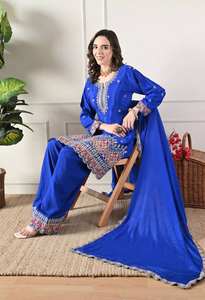 Elegante Conjunto de Salwar Kameez Tradicional de Chinon Pesado del Mismo Color, Traje de Diseñador con Sharara Interior y Dupatta para Fiestas - Product Image 4