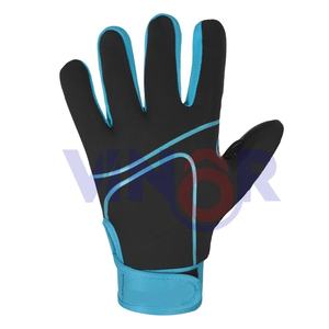 Gants de football gaélique personnalisés à la mode, confortables, respirants, en cuir et en latex, design imprimé tendance, créez vos propres gants gaélique - Product Image 3