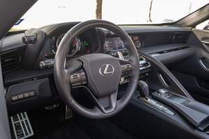 SUPER CLEAN 2023 LE-XU-S LC 500 CONVERTIBLE PRÊT À ÊTRE EXPÉDIÉ - Product Image 4