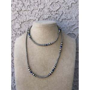 Collar de Perlas Graduadas Estilo Navajo con Lapislázuli y Plata de Ley - Product Image 1