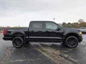 Ford F-150 XLT SuperCrew 4WD 2024 Usado, Asientos de Cuero, Volante a la Izquierda, Cámara Trasera, Pantalla Táctil, Faros de Xenón - Product Image 5