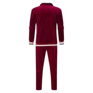 Survêtement pour homme avec un design classique et un matériau respirant, survêtement d'entraînement pour homme en vente en ligne à prix abordable - Product Image 5