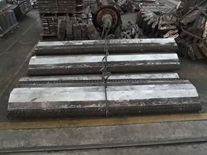 Barres de soufflage OEM High-Cr pour concasseurs à percussion Pièces de rechange pour bâtiments et construction sur mesure Nouveau et d'occasion Remise disponible offerte - Product Image 3