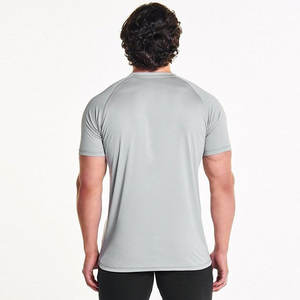 Logo personnalisé solide surdimensionné entraînement musculaire athlétique musculation Gym T-shirt polyester hommes séchage rapide Fitness T-shirt - Product Image 5