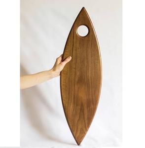 เขียงไม้อะคาเซียเครื่องใช้ในครัวตกแต่งด้วยเชือกทำจากโลหะรูปทรงที่เป็นเอกลักษณ์ - Product Image 4