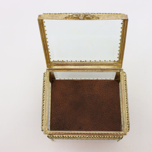 Caja de almacenamiento de vidrio biselado con acabado de oro brillante de latón puro de diseño atractivo, accesorios de maquillaje, caja de vidrio de baratija, calidad de exportación - Product Image 3