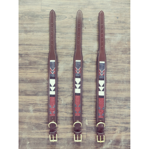 Collar de perro occidental con cuero de vaca, cuero curtido vegetariano ecológico con diseño grabado, Collar para mascotas - Product Image 1