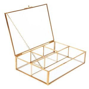 Boîte à bijoux durable en laiton et en verre avec un design artistique idéal pour les amateurs de bijoux et les collectionneurs - Product Image 6