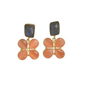 Pendientes de Labradorita con Diseño de Constelaciones Vintage, en Latón con Baño de Oro de 14K - Product Image 1